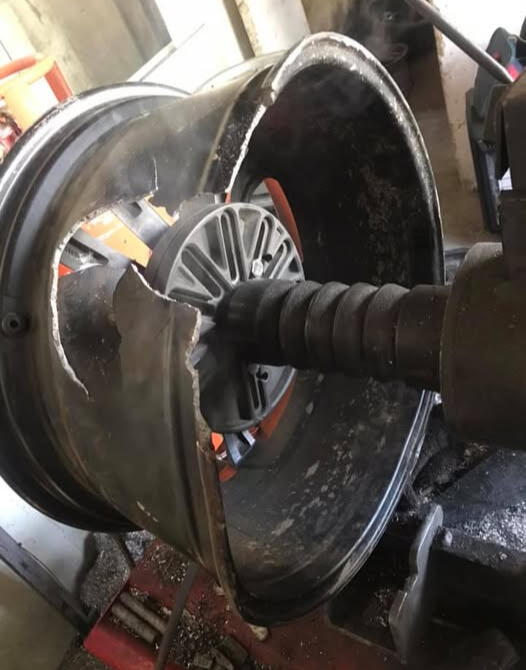Untitled Custom wheel colour change